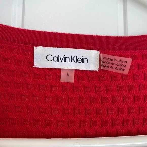 Calvin Klein Women’s Red Scoop Neck Long Sleeve Top Size Large - Picture 7 of 8